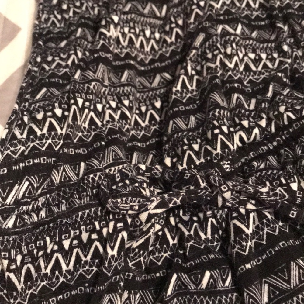 Romper - Picture 2 of 3